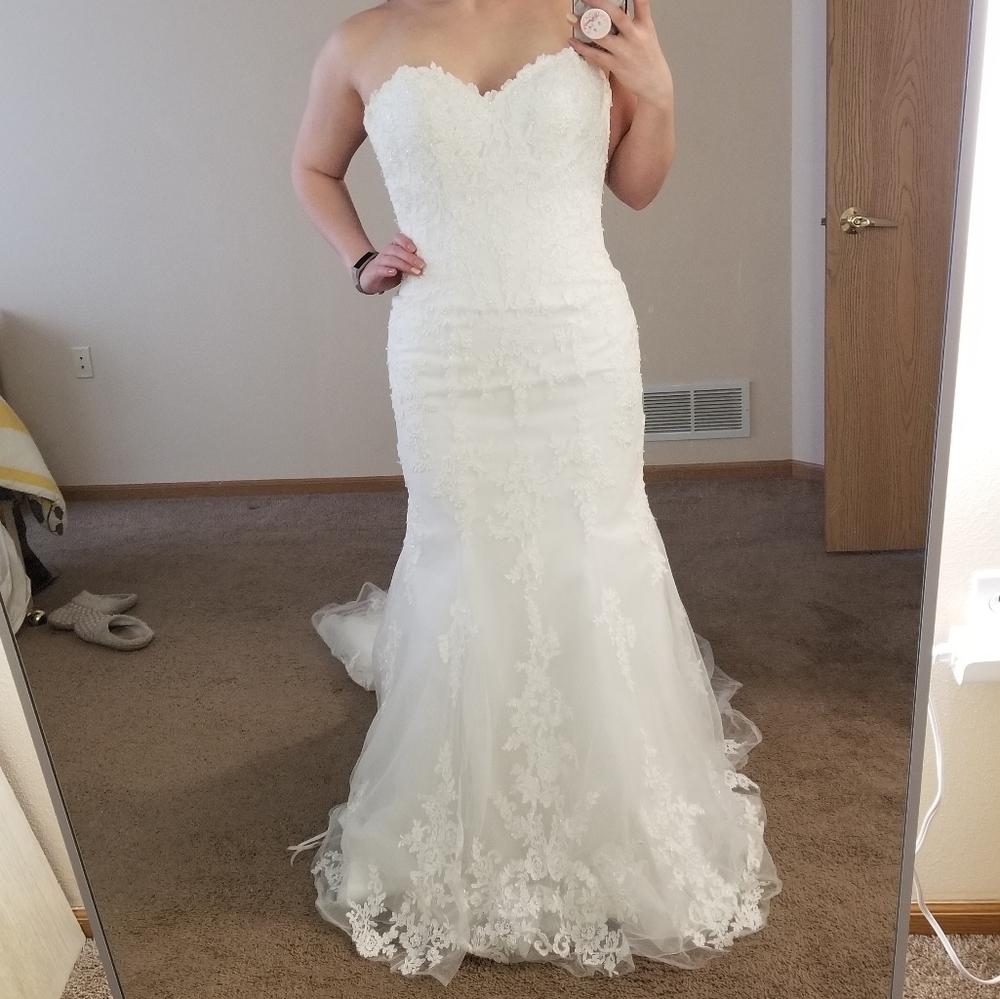 Magnolia 8109 Wedding Dress